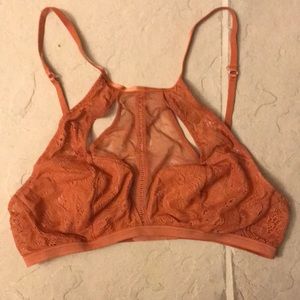 Victoria’s Secret Bralette M
